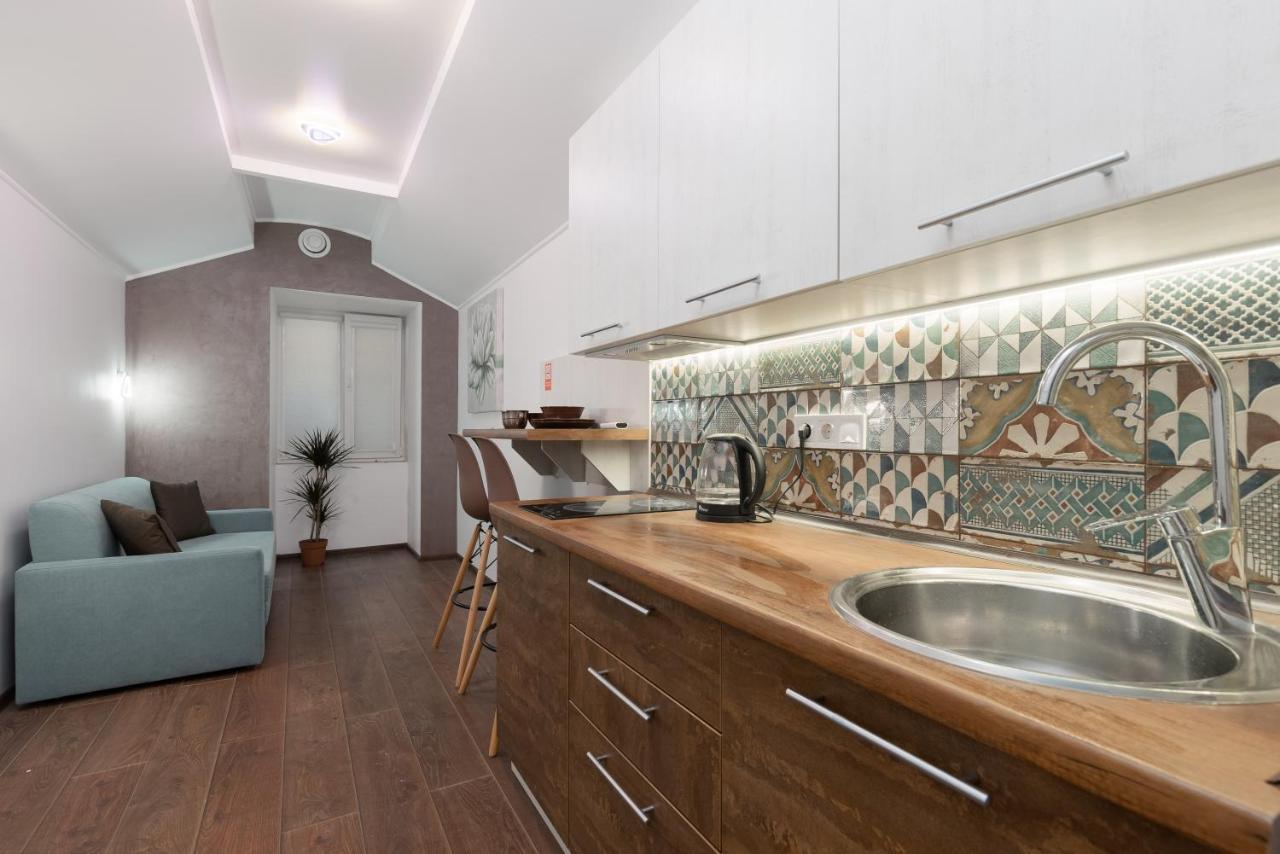 Suites On Chaikovskogo Odesa Exterior photo