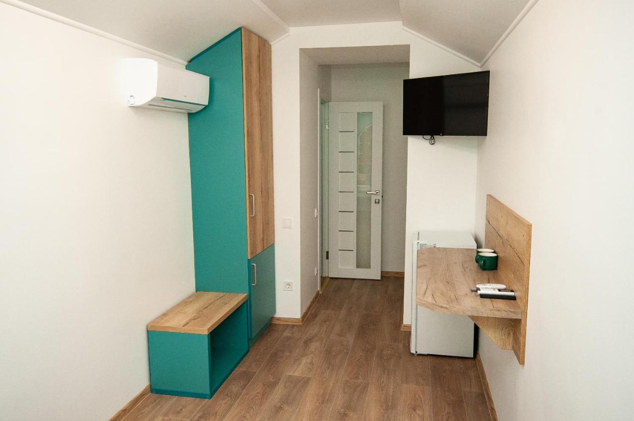 Suites On Chaikovskogo Odesa Exterior photo
